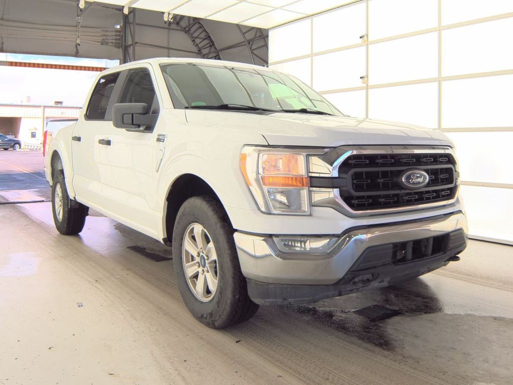 2022 Ford F-150 XLT's photo