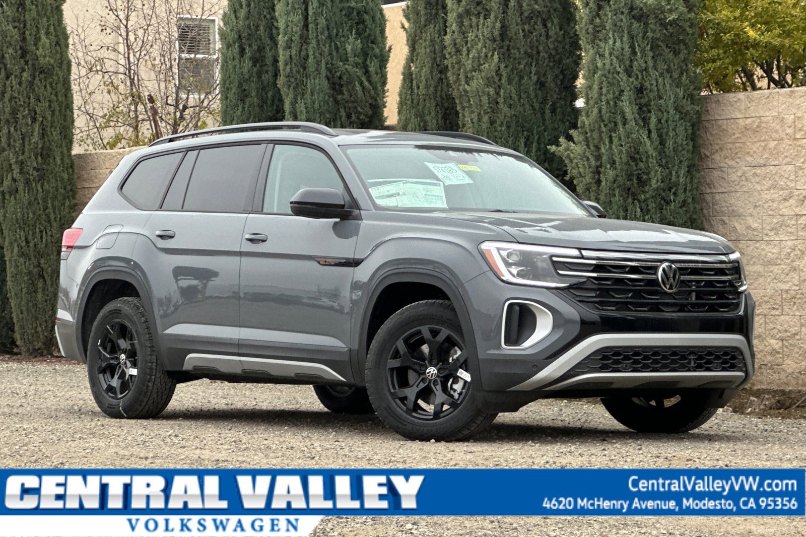 2025 Volkswagen Atlas Atlas Peak Edition's photo