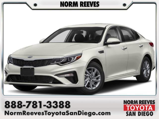 2019 Kia Optima LX's photo