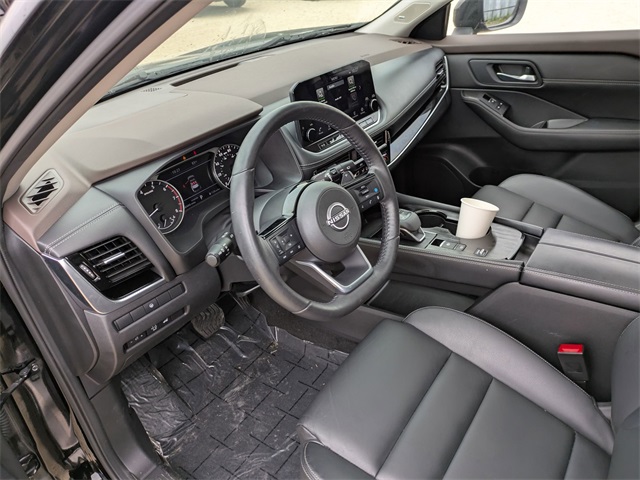 2023 Nissan Rogue SL photo 3