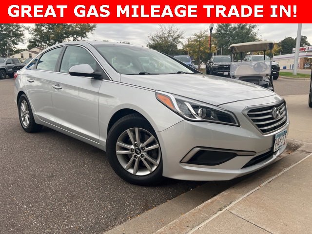 2017 Hyundai Sonata SE Eco photo 2