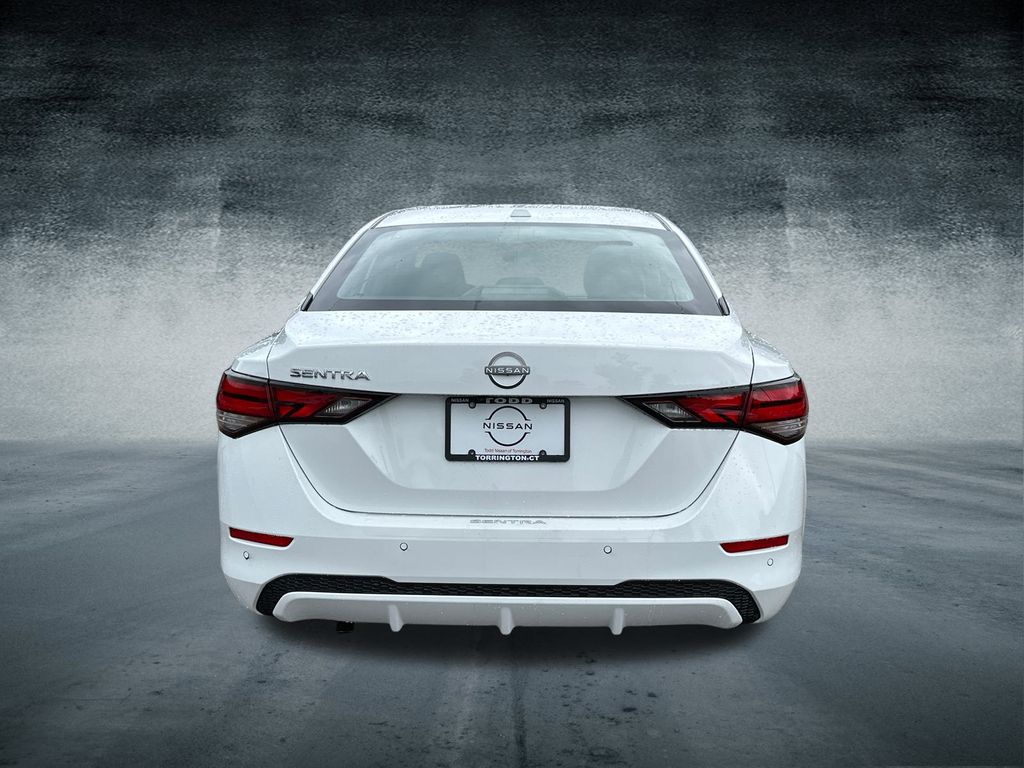 2025 Nissan Sentra SV photo 3
