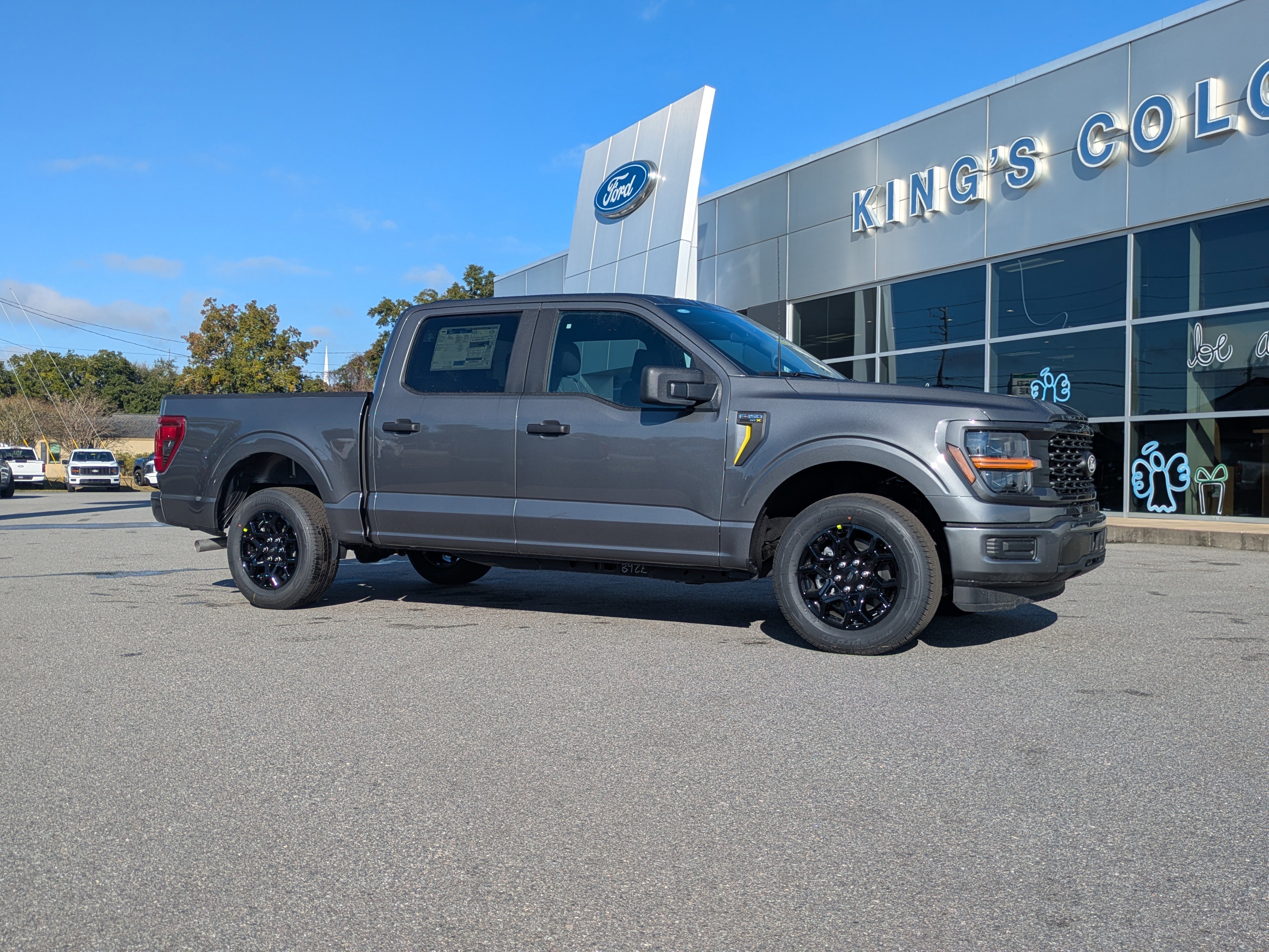 2025 Ford F-150 STX's photo
