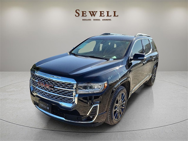 2023 GMC Acadia Denali's photo
