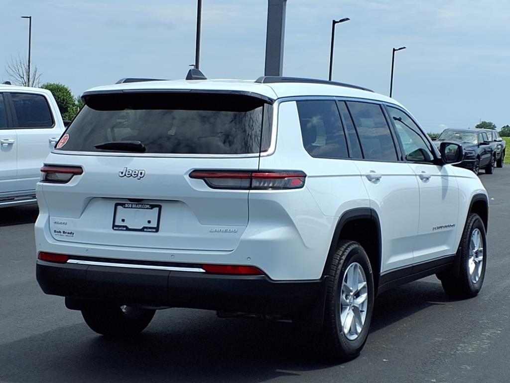 2025 Jeep Grand Cherokee Laredo X photo 11
