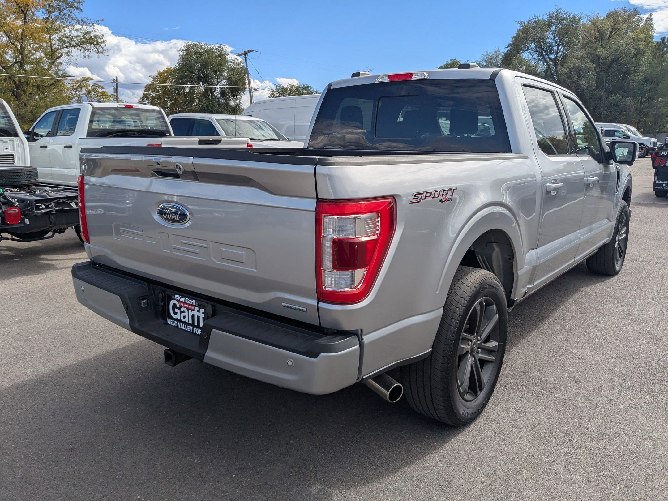 2023 Ford F-150 Lariat photo 3