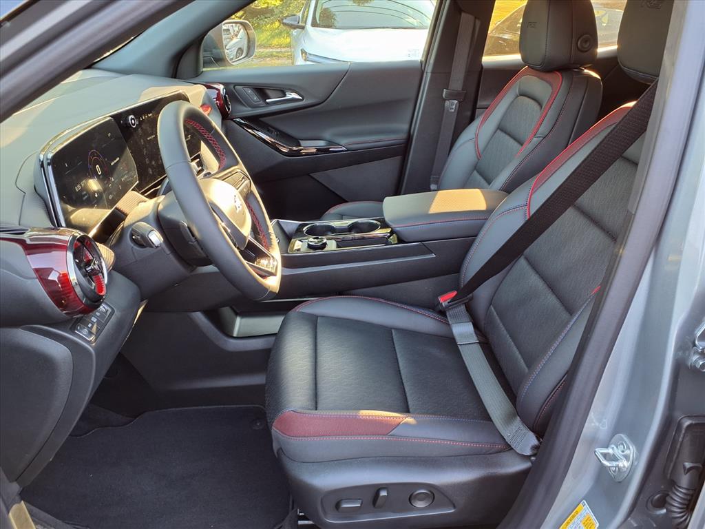 2026 Chevrolet Equinox RS photo 4