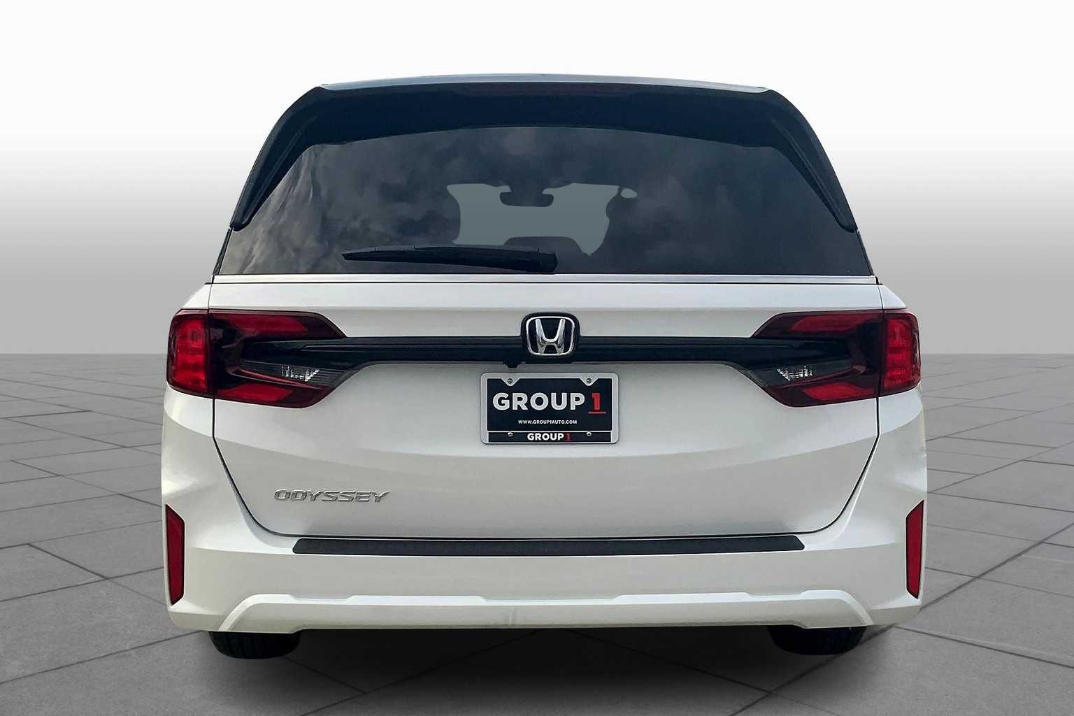 2026 Honda Odyssey EX-L photo 4