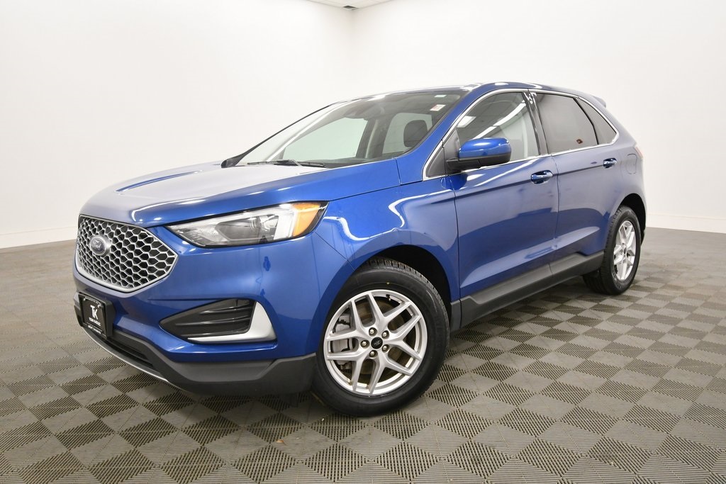 Used 2023 Ford Edge SEL with VIN 2FMPK4J93PBA29607 for sale in Rochester, Minnesota