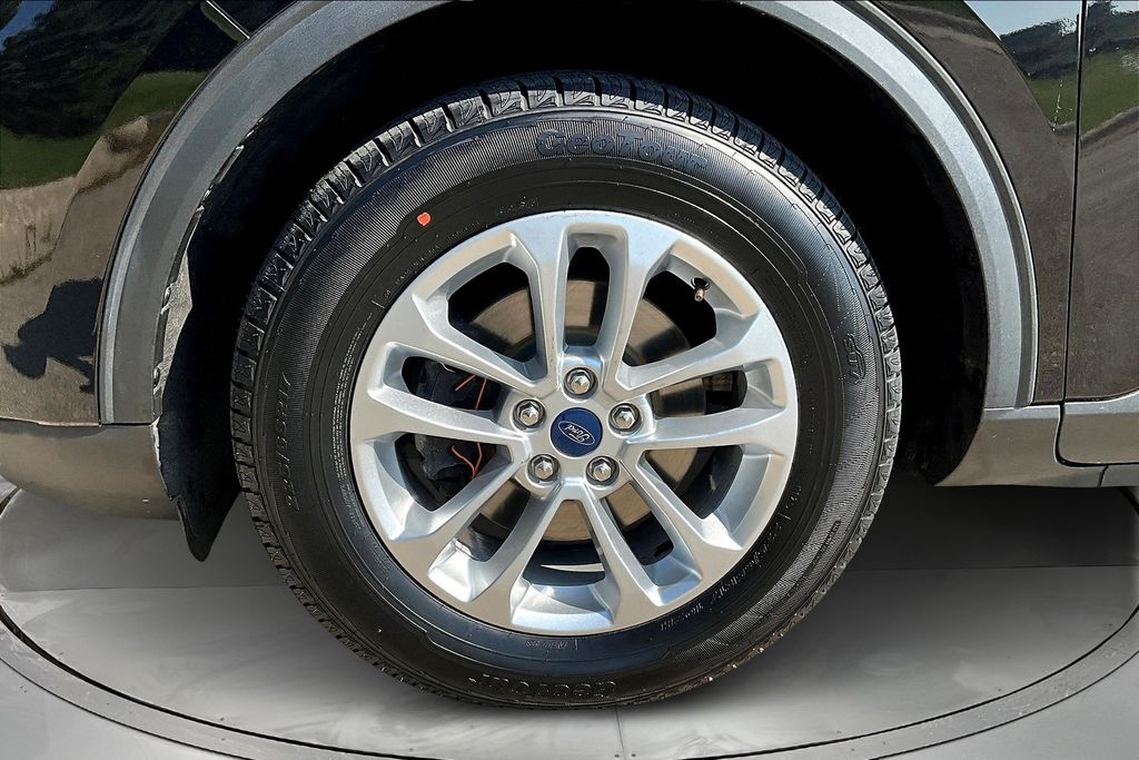 2022 Ford Escape SE photo 28