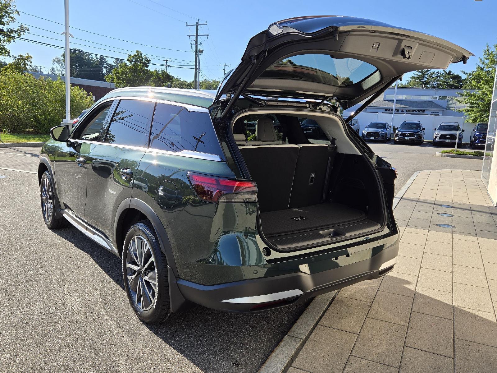 2026 Infiniti QX60 Luxe AWD photo 16