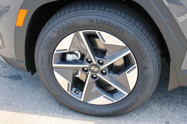 New 2025 Gray Hyundai SEL Convenience FWD image 5