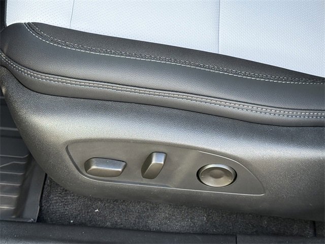 2026 Chevrolet Equinox EV 1LT photo 4