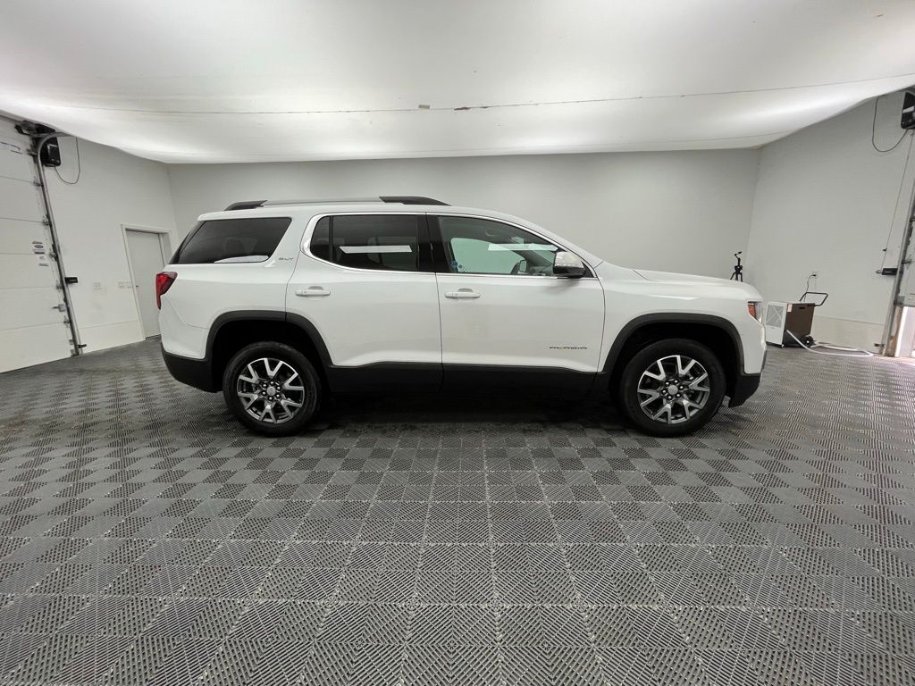 2023 Gmc Acadia SLT photo 15