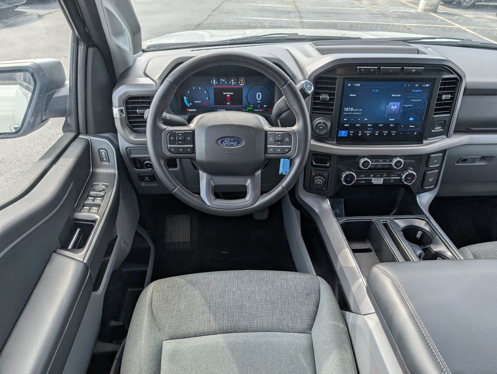 2024 Ford F-150 XLT photo 6