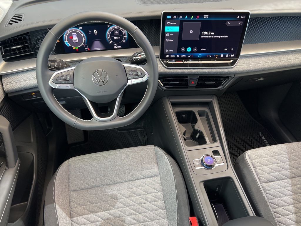 2025 Volkswagen Tiguan S photo 11