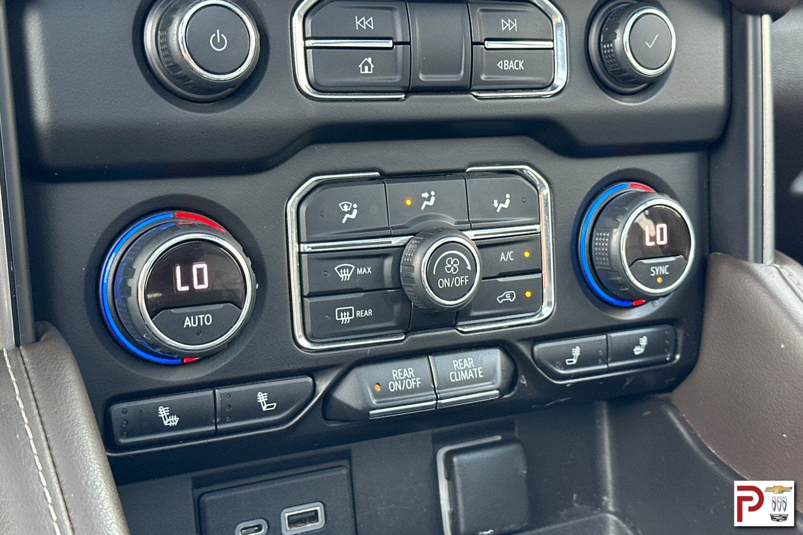 2021 Chevrolet Tahoe Z71 photo 25