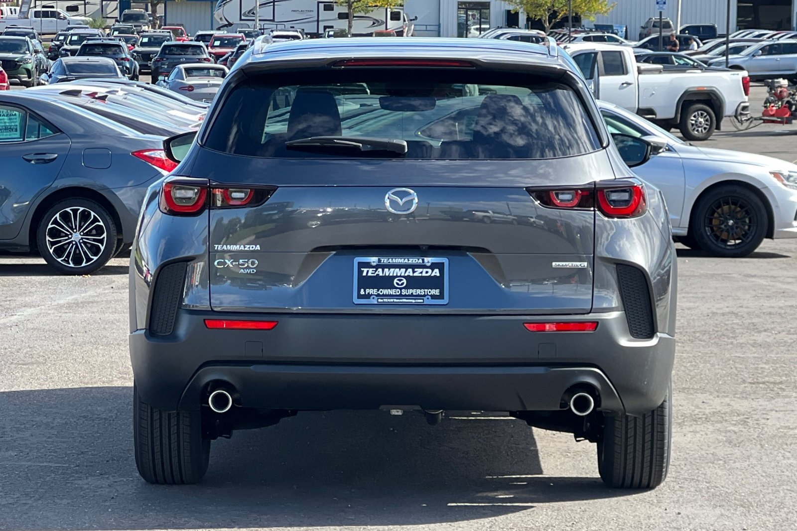 2025 Mazda CX-50 2.5 Select photo 4
