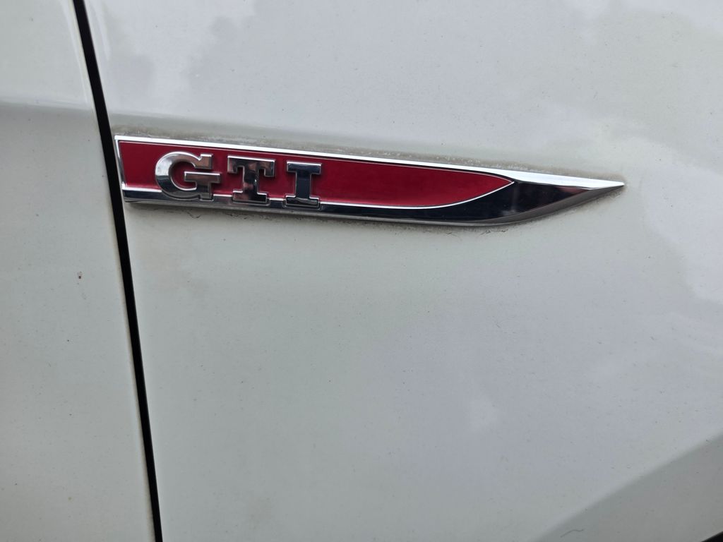 2015 Volkswagen Golf GTI Autobahn photo 29