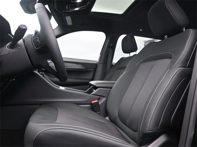 2025 Jeep Grand Cherokee L photo 9