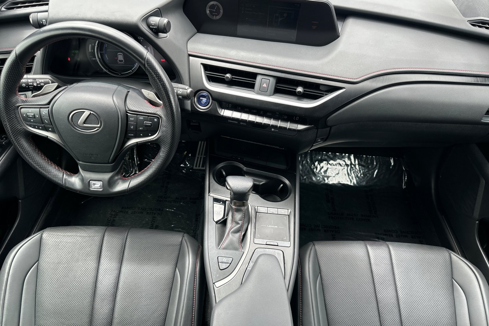 2022 Lexus UX 250h F SPORT photo 12