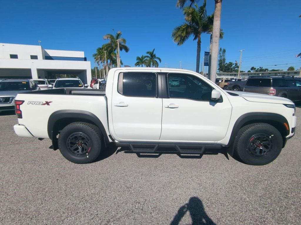 2026 Nissan Frontier PRO-X photo 3