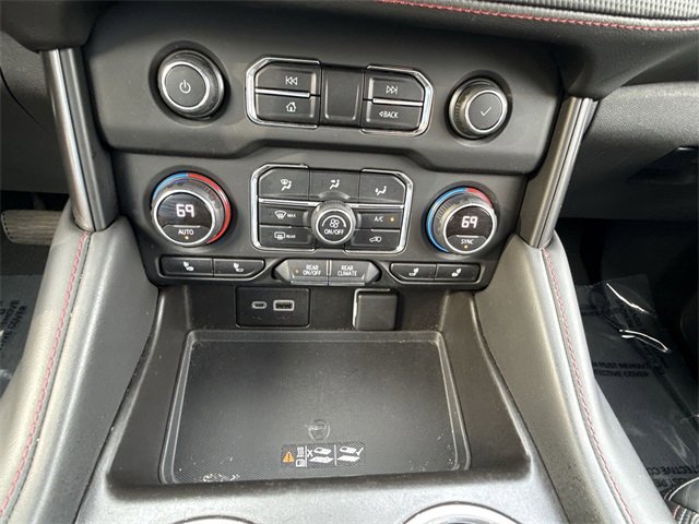 2021 Chevrolet Tahoe RST photo 10