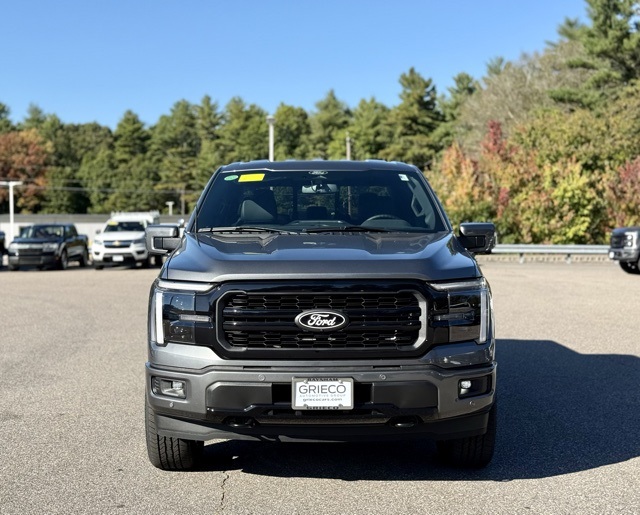 2025 Ford F-150 Lariat photo 12