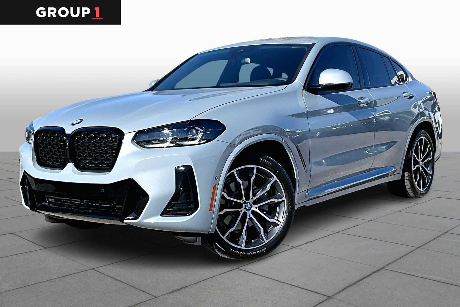 2025 BMW X4 30i's photo