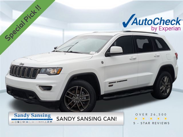 2016 Jeep Grand Cherokee Laredo's photo