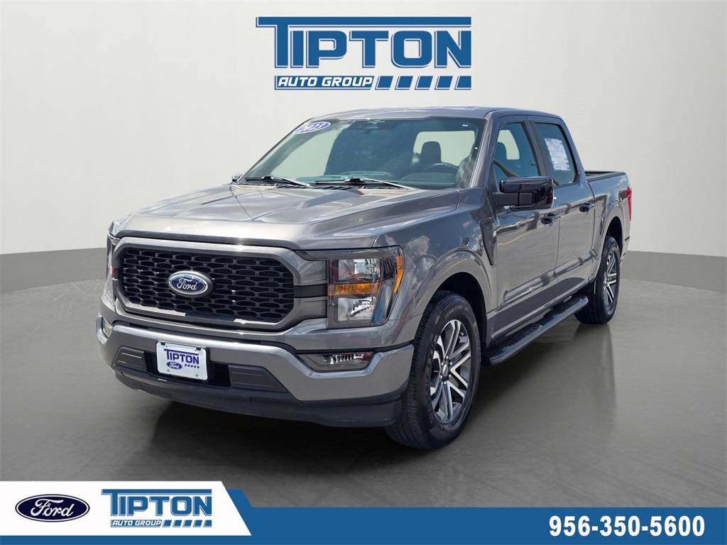 2023 Ford F-150 XL's photo
