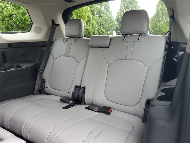 2025 Honda Pilot Touring photo 9