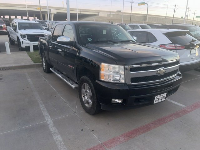 Used 2007 Chevrolet Silverado 1500 LTZ with VIN 2GCFK13Y371680700 for sale in Plano, TX