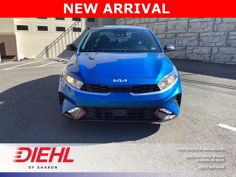 2022 Kia Forte GT-Line photo 2