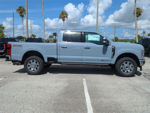 2025 Ford F-250 King Ranch photo 3