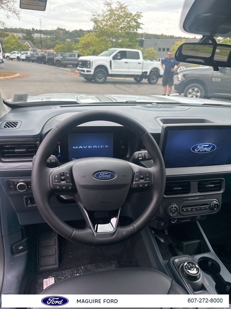 2025 Ford Maverick Lariat photo 14