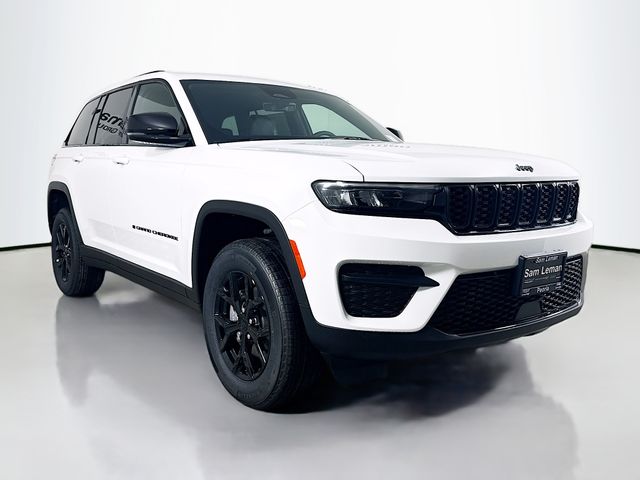 2025 Jeep Grand Cherokee Altitude's photo