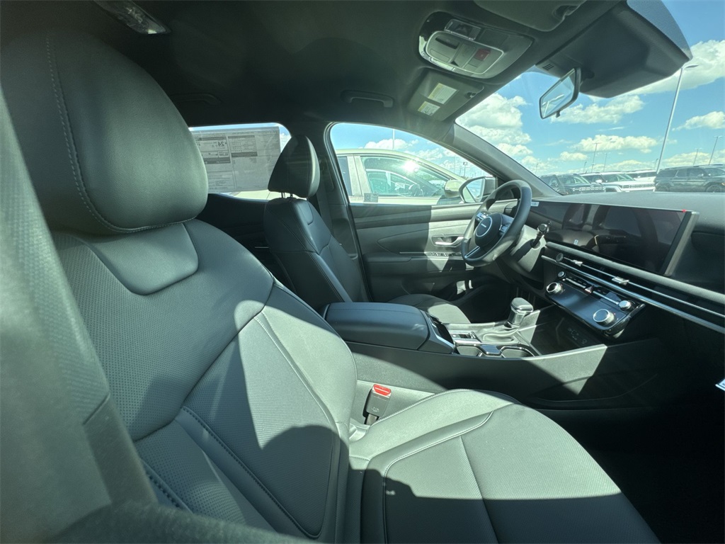2025 Hyundai Santa Cruz SEL photo 14
