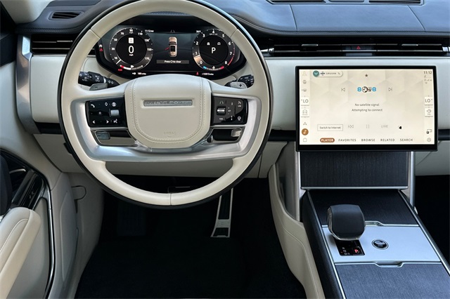 2024 Land Rover Range Rover SE photo 11