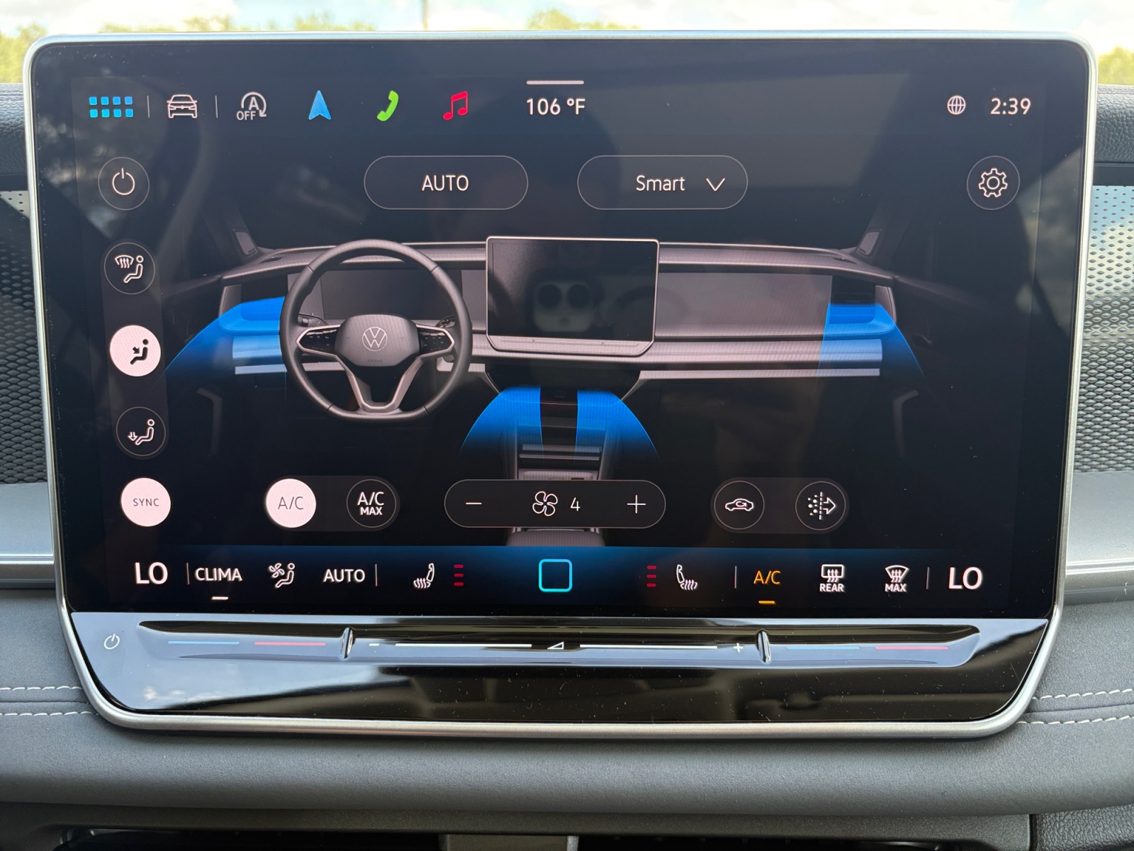 2025 Volkswagen Tiguan SE photo 17