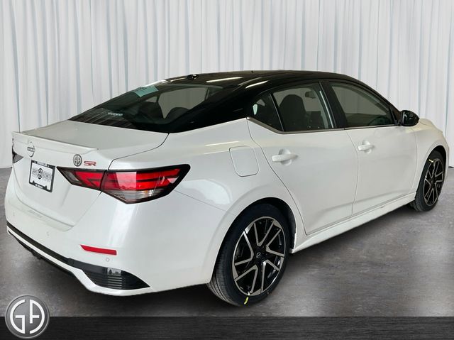 2025 Nissan Sentra SR photo 5