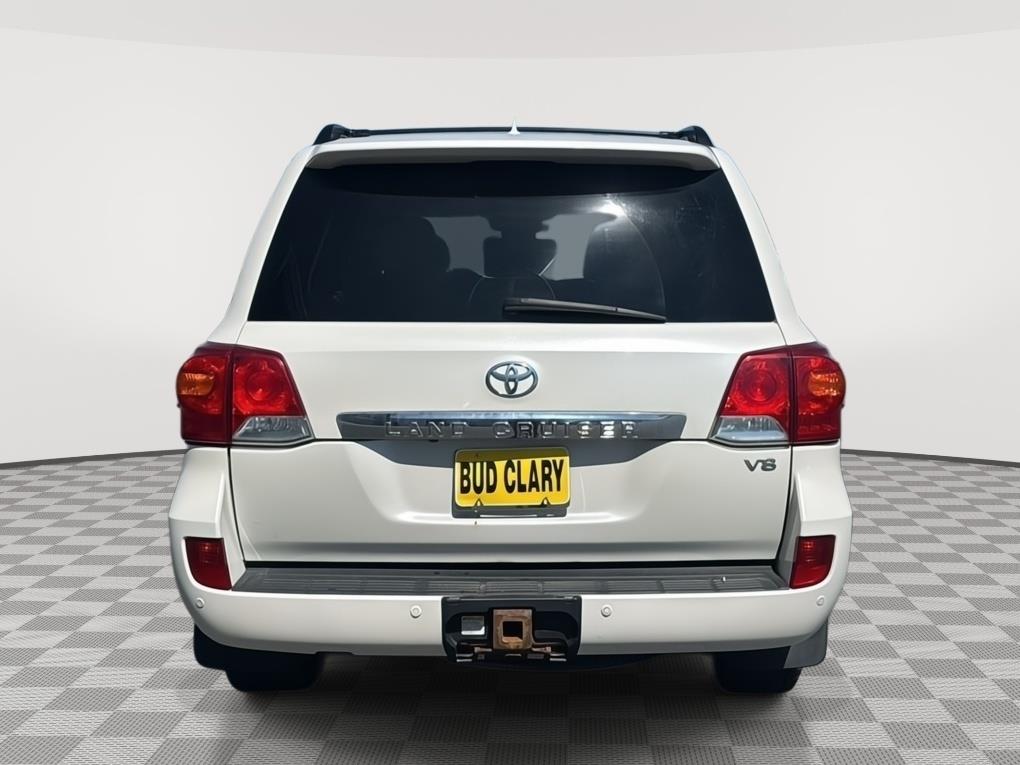 2013 Toyota Land Cruiser Base photo 4