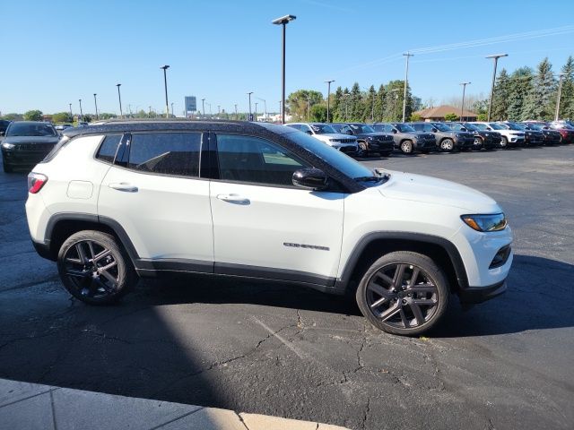 2025 Jeep Compass Limited photo 3