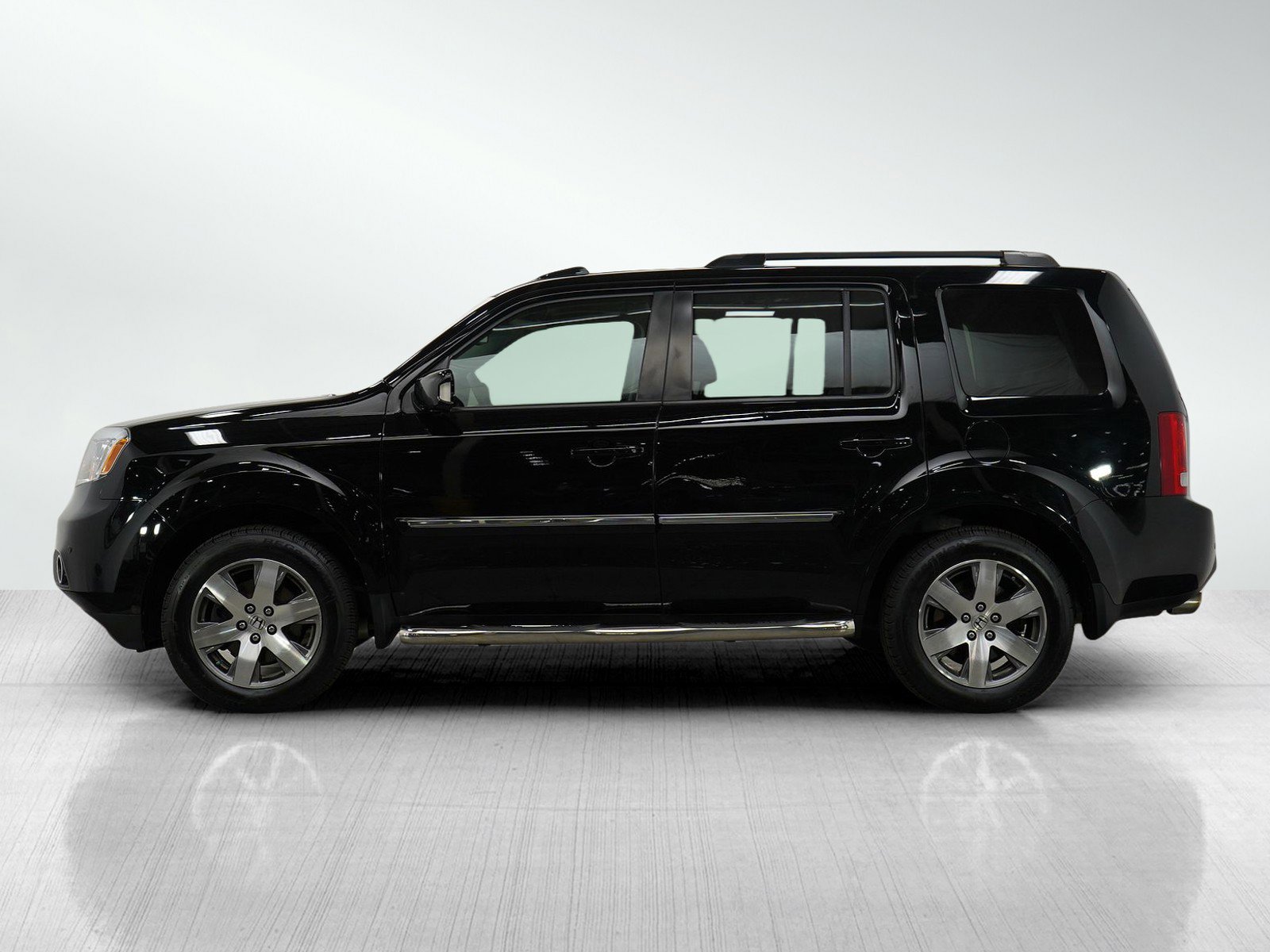 Used 2015 Honda Pilot Touring with VIN 5FNYF4H92FB047908 for sale in Bloomington, Minnesota