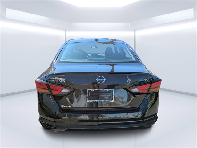 2023 Nissan Altima 2.5 SV photo 3