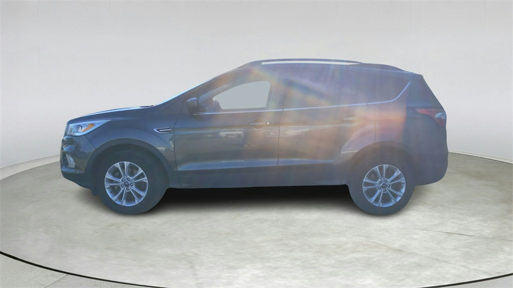 2018 Ford Escape SEL photo 4