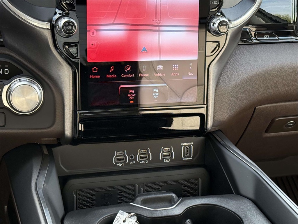 2026 Ram 1500 Laramie photo 19