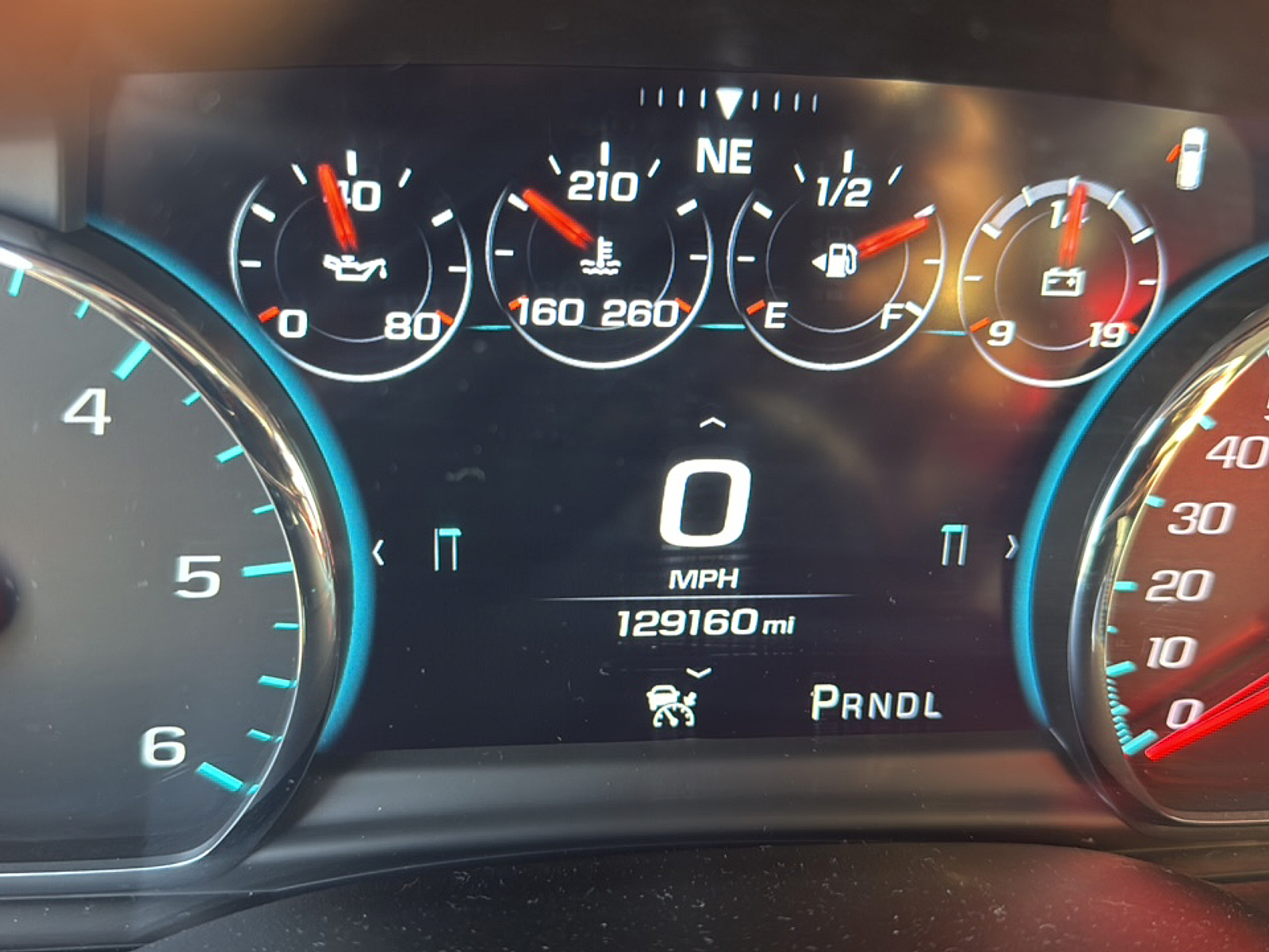2019 Chevrolet Suburban Premier photo 4