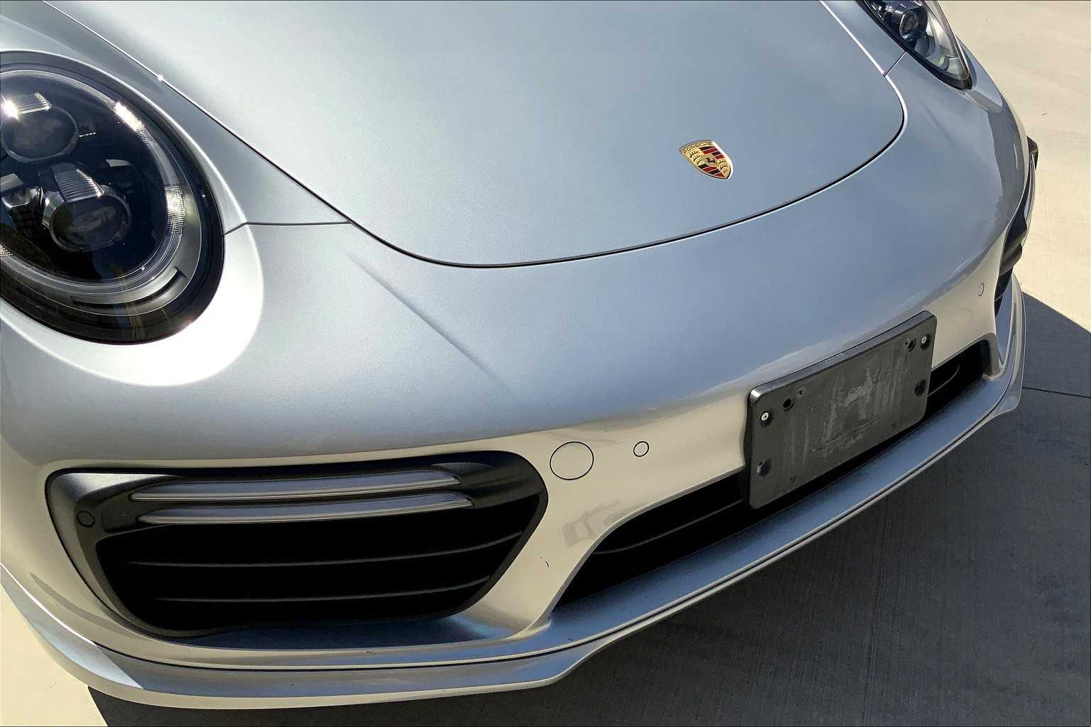 2019 Porsche 911 Turbo S photo 20