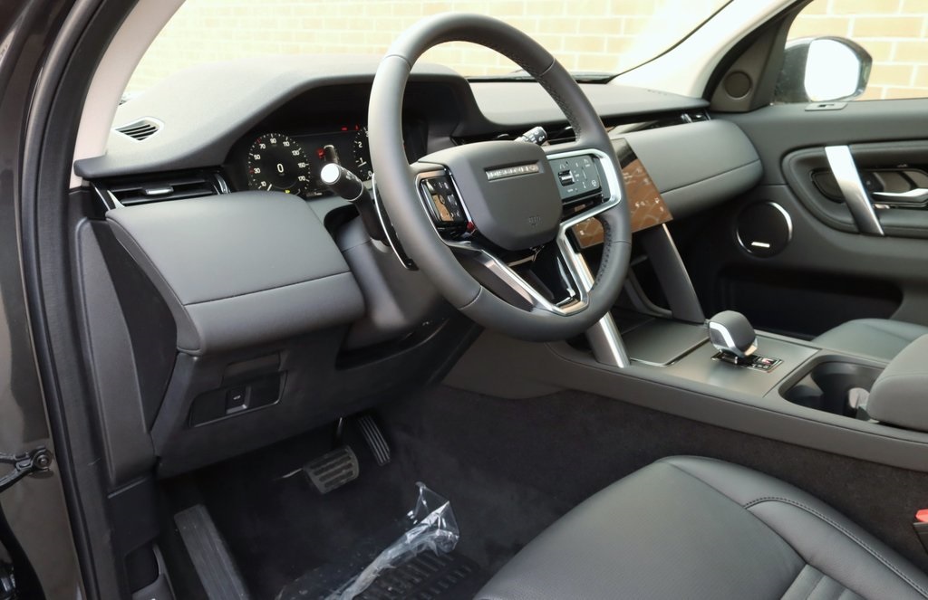 2025 LAND ROVER DISCOVERY SPORT - Image 12